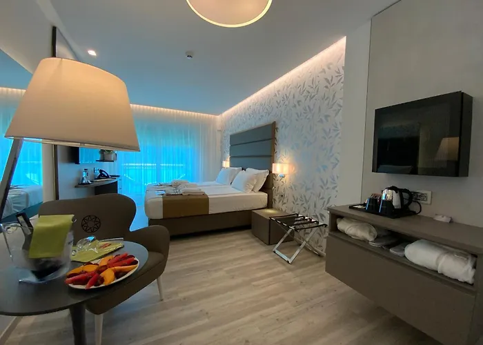 International Beach Hotel