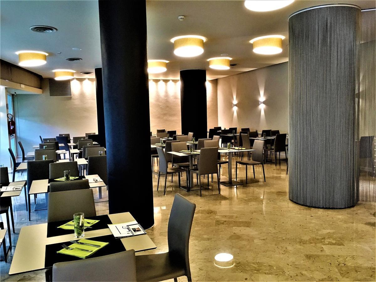 International Hotel 4*